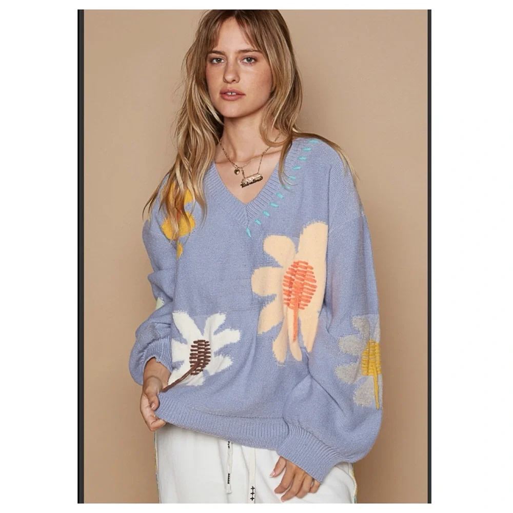 LAST ONE $48 start #258 πPOL Floral Sweater - Picture 5 of 8